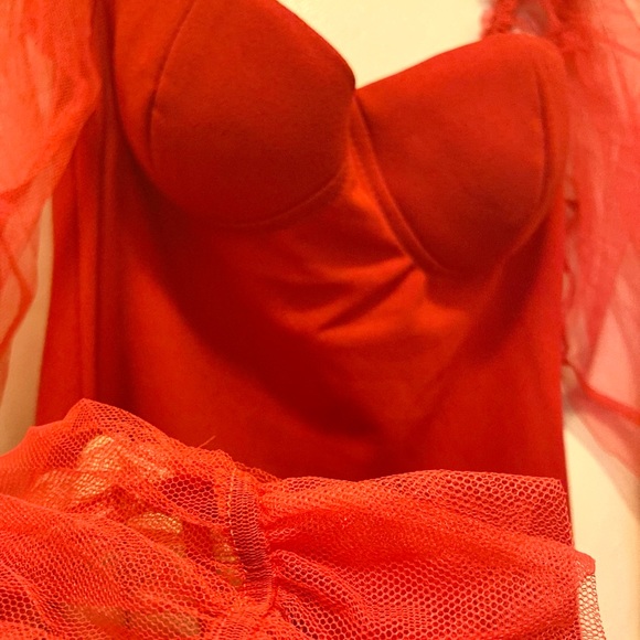 RED SHEER SLEEVE MINI BODYCON DRESS - Picture 15 of 16